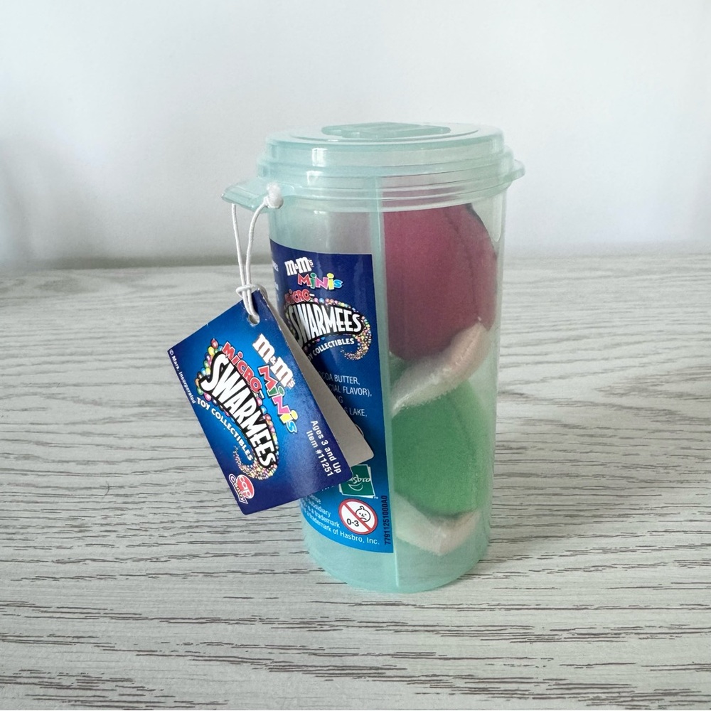 NIP M&M Vintage Micro Swarmees Character Tumbler with Red and Green Plush